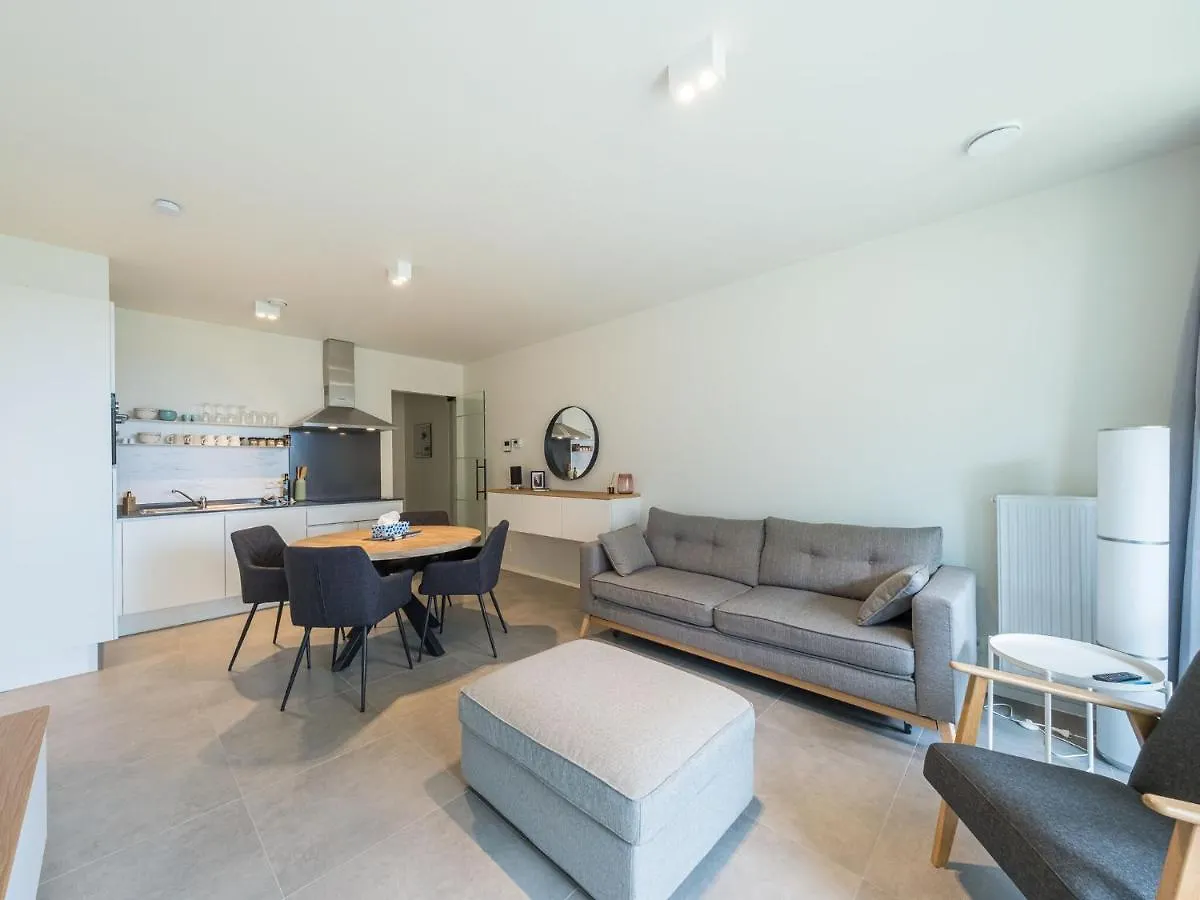 מידלקרק Bright Apartment Near The Center